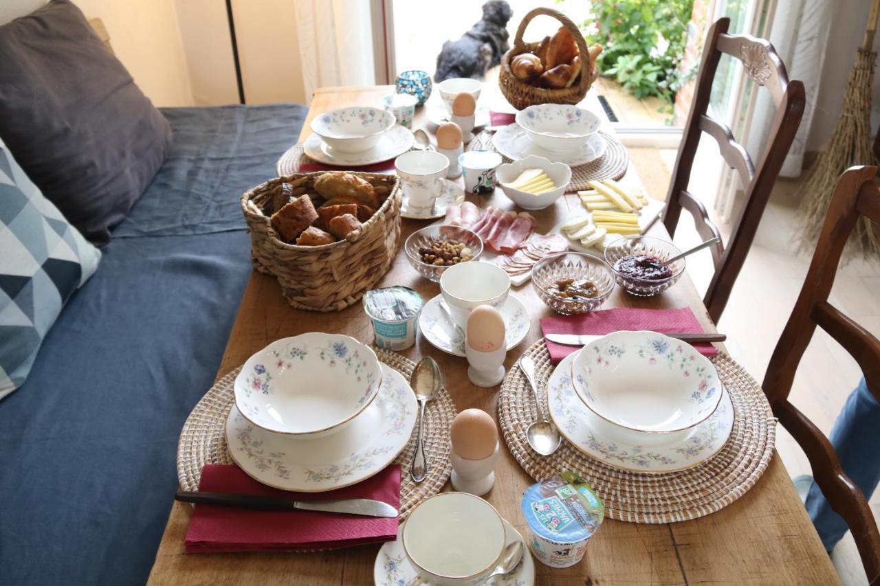 Manoir Du Taillis Bed & Breakfast Heugon Ngoại thất bức ảnh